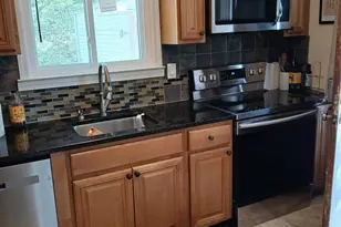 346 Lewis Rd, New Britain, CT 06053 - Photo 4
