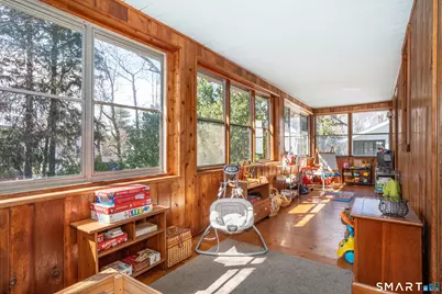 21 Vanderbilt Road, West Hartford, CT 06119 - Photo 28