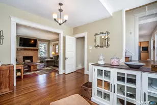 21 Vanderbilt Rd, West Hartford, CT 06119 - Photo 6