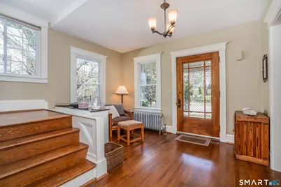 21 Vanderbilt Road, West Hartford, CT 06119 - Photo 4