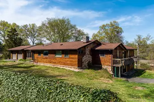 16 Walkley Hill Rd, Haddam, CT 06438 - Photo 4