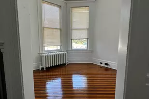 50 Chestnut Ave, Waterbury, CT 06710 - Photo 6