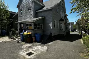 50 Chestnut Ave, Waterbury, CT 06710 - Photo 4