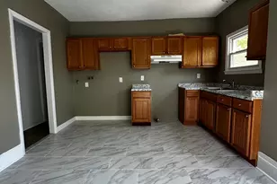 50 Chestnut Ave, Waterbury, CT 06710 - Photo 12