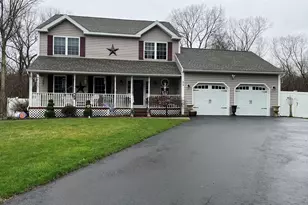 54 Bridle Trail Dr, Naugatuck, CT 06770 - Photo 2