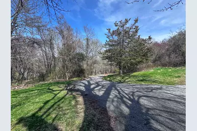 39 Tanner Avenue, Norwich, CT 06360 - Photo 26