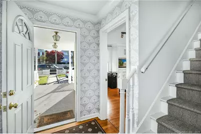 60 East Avenue, New Canaan, CT 06840 - Photo 6