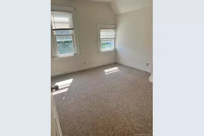 250 Willow Street #3, New Haven, CT 06511 - Photo 2