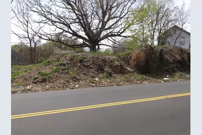 219 Exeter Street, Bridgeport, CT 06606 - Photo 8