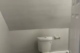 31 Greenwood St, New Haven, CT 06519 - Photo 10