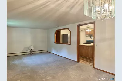 18 Hillside Street, Danbury, CT 06810 - Photo 8