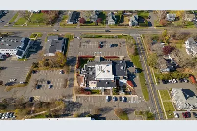 286 Maple Avenue #301, Cheshire, CT 06410 - Photo 12