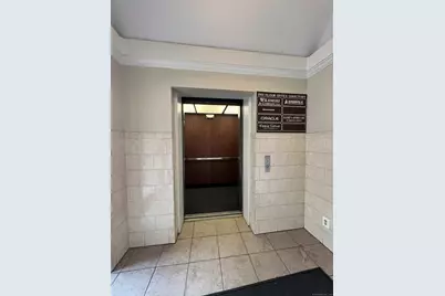 500 Monroe Turnpike #6, Monroe, CT 06468 - Photo 4