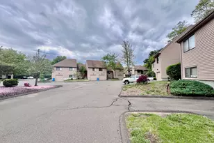 210 Treadwell St, Hamden, CT 06517 - Photo 4