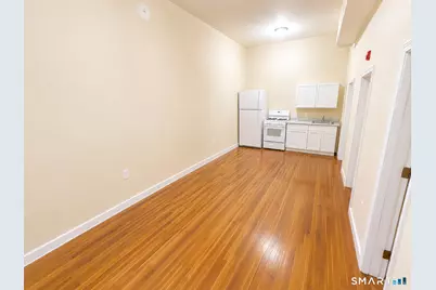 105 Bank Street #1B, Waterbury, CT 06702 - Photo 4