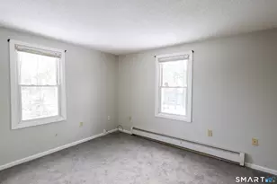 62 Whiton St, Windsor Locks, CT 06096 - Photo 10