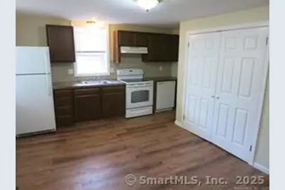 983 Riverside Drive, Thompson, CT 06255 - Photo 2