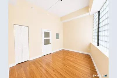 105 Bank Street #1E, Waterbury, CT 06702 - Photo 8