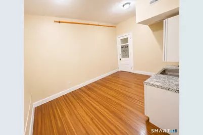 105 Bank Street #2D, Waterbury, CT 06702 - Photo 8