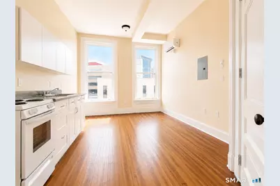 105 Bank Street #2G, Waterbury, CT 06702 - Photo 2