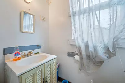 151 Highland Avenue, Waterbury, CT 06708 - Photo 18