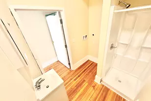 105 Bank St, Waterbury, CT 06702 - Photo 14