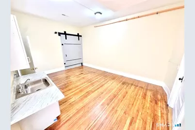 105 Bank Street #3D, Waterbury, CT 06702 - Photo 4