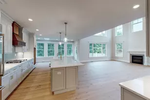 16 Twin Valley Rd, East Lyme, CT 06333 - Photo 2