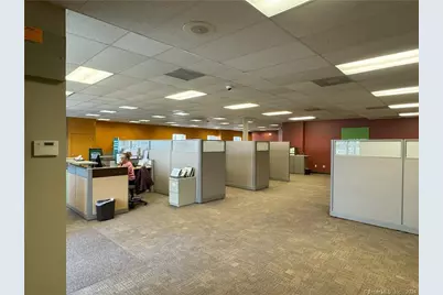 593 Farmington Avenue #Upper Floor, Hartford, CT 06105 - Photo 4