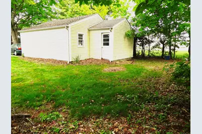 209 South Pine Creek Road, Fairfield, CT 06824 - Photo 10