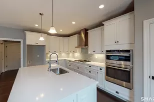 2 Twin Valley Rd, East Lyme, CT 06333 - Photo 12