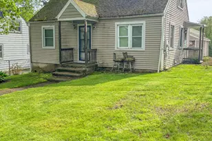 6 Peach St, Waterbury, CT 06708 - Photo 2