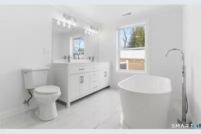 2322 Nichols Avenue, Stratford, CT 06614 - Photo 14