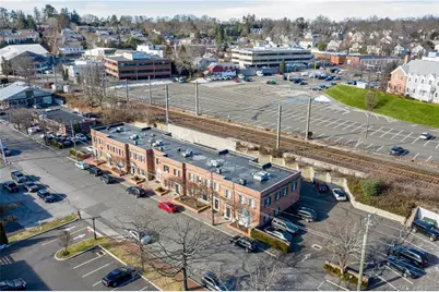 39 Pine Street #6A, New Canaan, CT 06840 - Photo 2