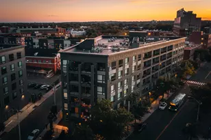 240 Congress Ave, New Haven, CT 06519 - Photo 2