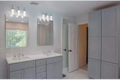 161 Foggwood Road, Fairfield, CT 06824 - Photo 18