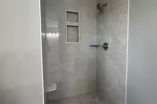 274 Riverside Dr, Meriden, CT 06451 - Photo 8