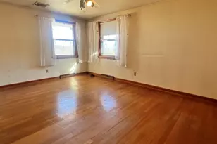 36 View St, Plainville, CT 06062 - Photo 16