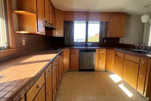 36 View St, Plainville, CT 06062 - Photo 26