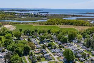 7 3rd St, Madison, CT 06443 - Photo 2