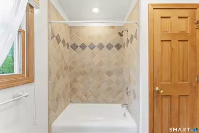 80 Mariner Circle, Trumbull, CT 06611 - Photo 22