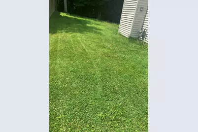 58 Amanda Circle, Windsor, CT 06095 - Photo 4