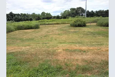 18 Greenview Lane #18, Milford, CT 06461 - Photo 32