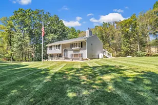 21 Greenbriar Rd, Oxford, CT 06478 - Photo 1