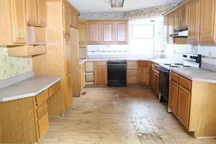 65 Wellswood Rd, Hebron, CT 06321 - Photo 4