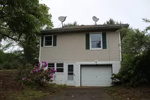 65 Wellswood Rd, Hebron, CT 06321 - Photo 2