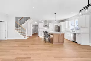 13 Legacy Ln, Monroe, CT 06468 - Photo 8