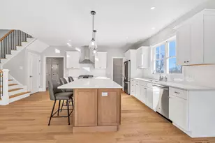 14 Legacy Ln, Monroe, CT 06468 - Photo 6