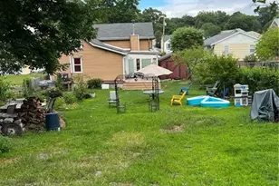 385 Chamberlain Ave, Bridgeport, CT 06606 - Photo 4