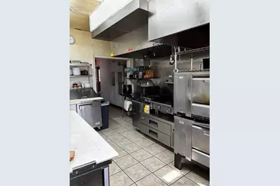 1474 Berlin Turnpike, Berlin, CT 06037 - Photo 10